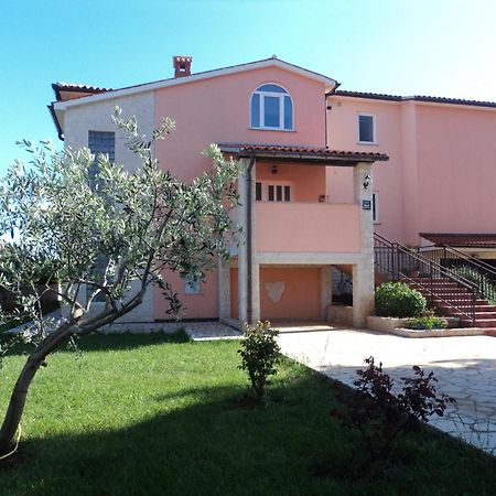 Apartments Vera Лижнян Экстерьер фото