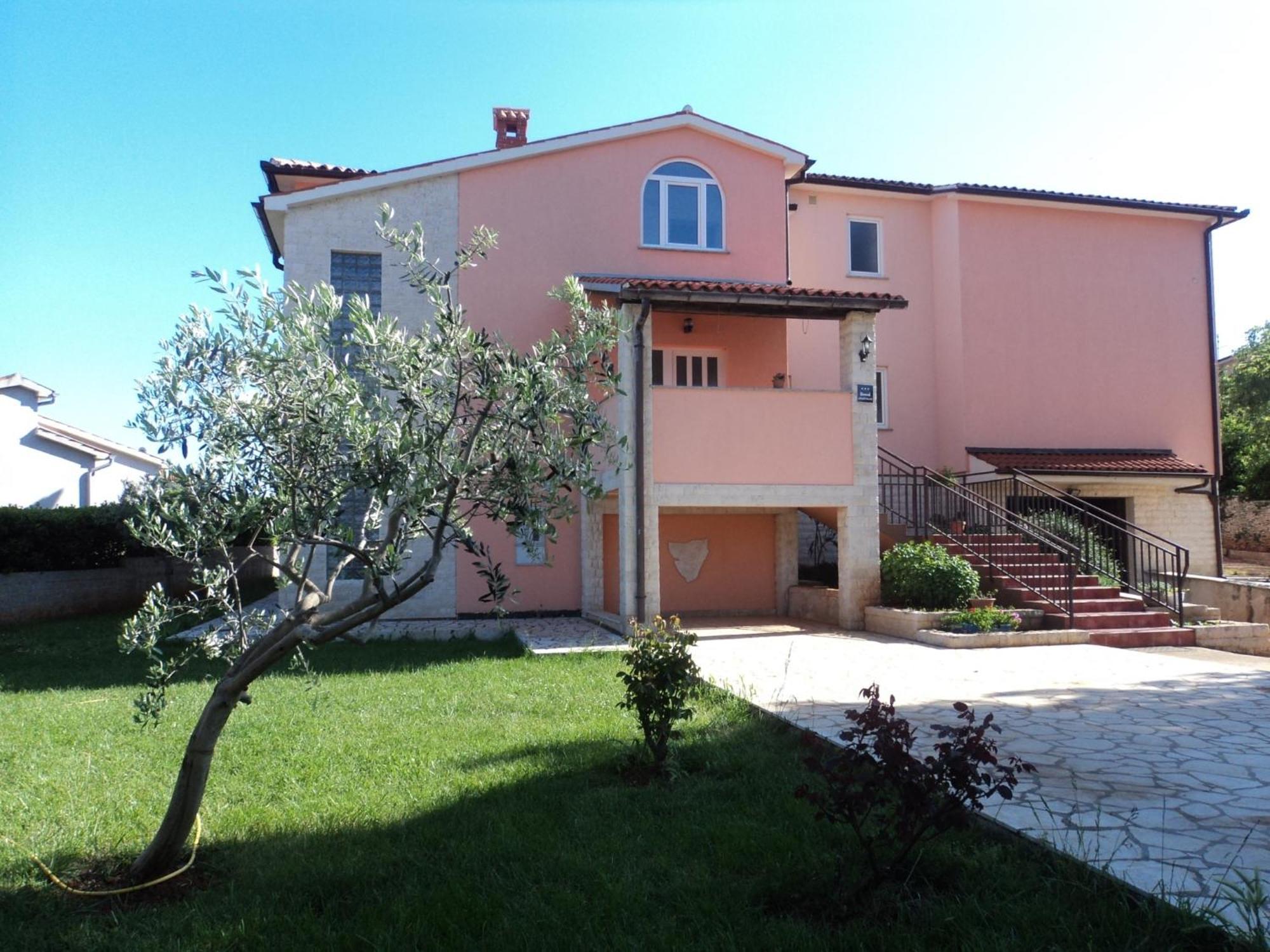 Apartments Vera Лижнян Экстерьер фото